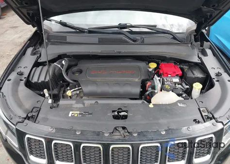 2019 Jeep Compass Latitude 4X4 from USA, damaged, VIN 3C4NJDBB8KT629469